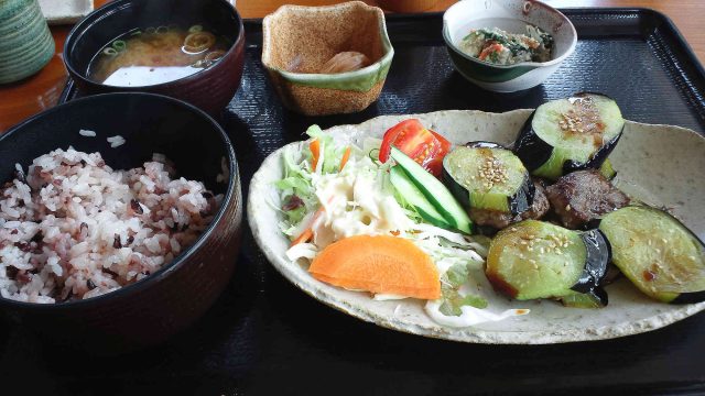 但馬牛と茄子の重ね焼き定食