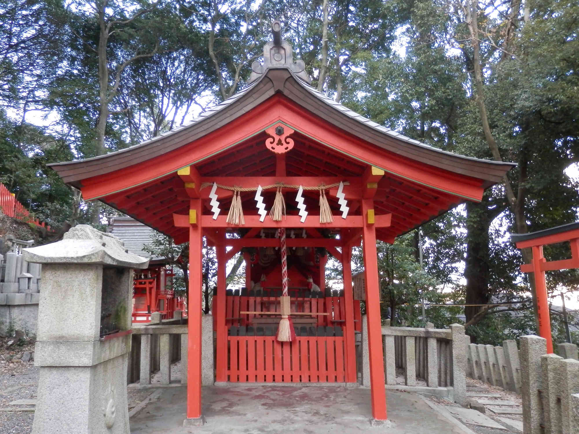 末社「義照稲荷神社」