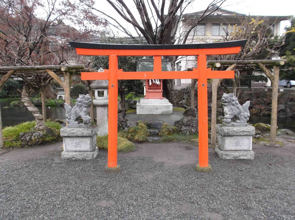 厳島神社