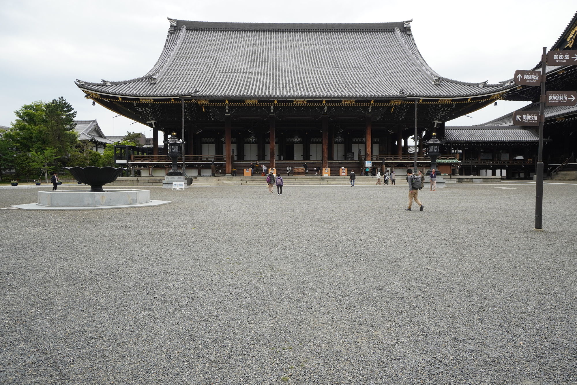 東本願寺 阿弥陀堂