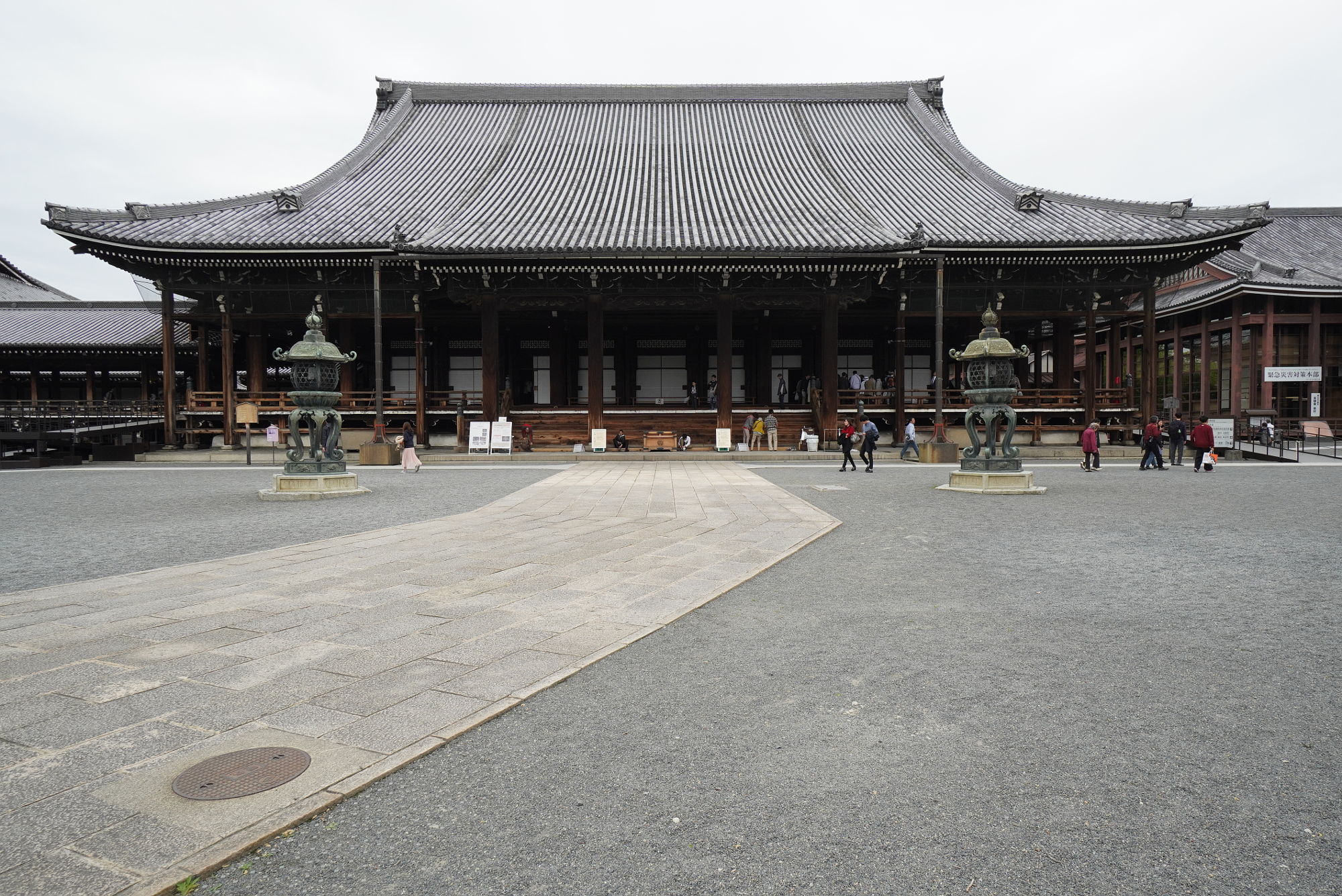 西本願寺 阿弥陀堂