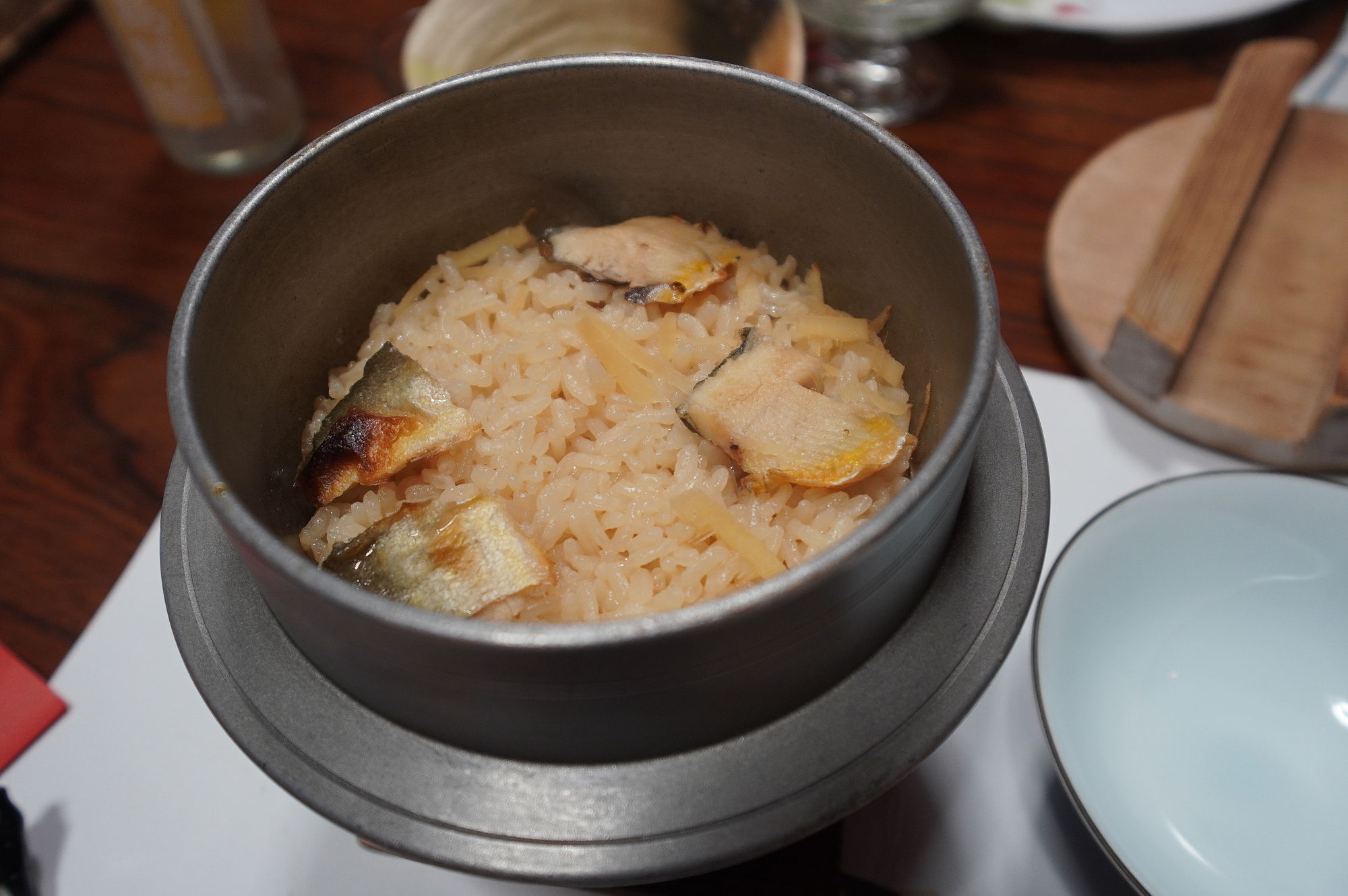 さわだ旅館の晩ご飯「鮎ご飯」