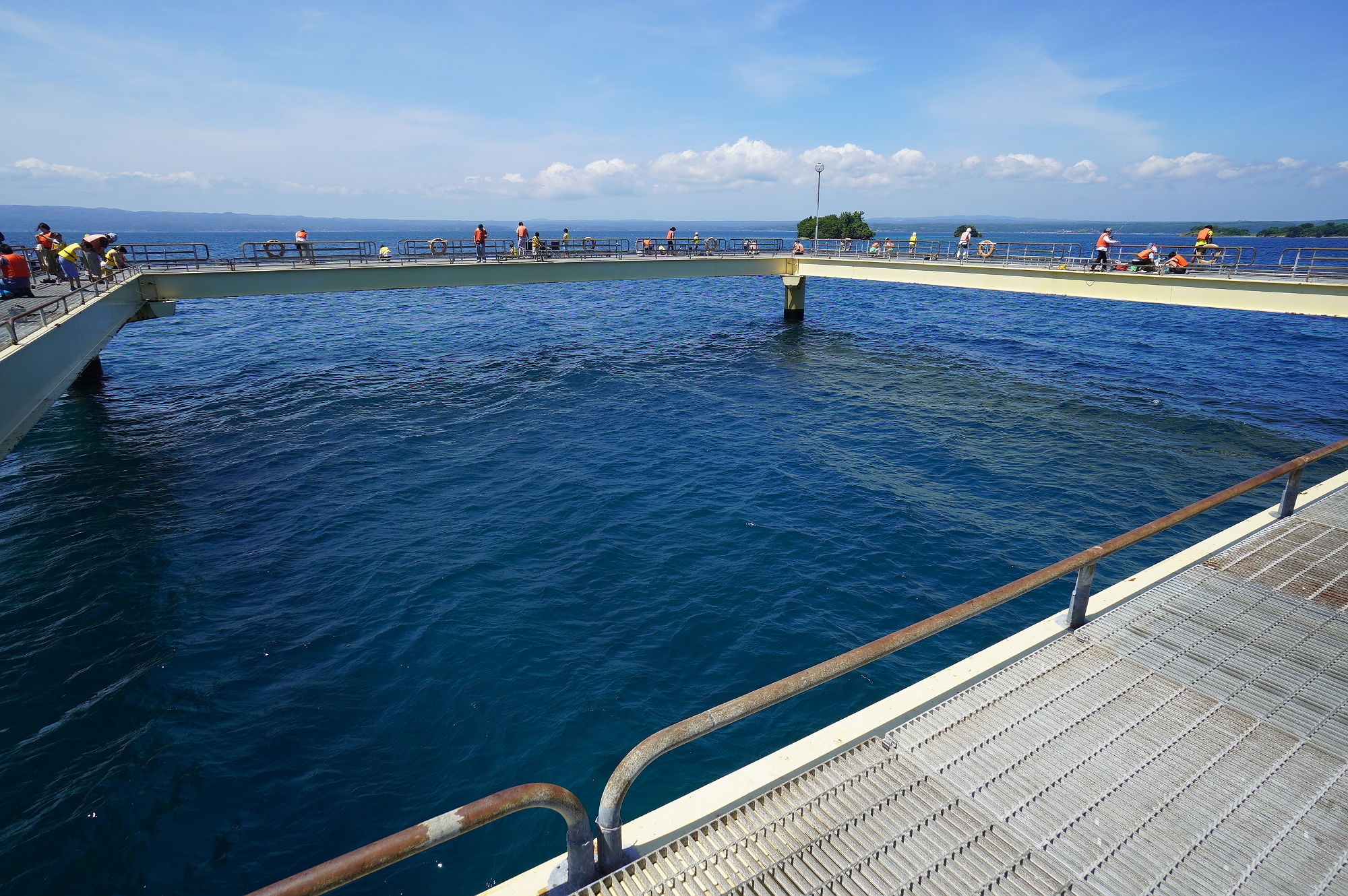 のとじま水族館「釣り堀」