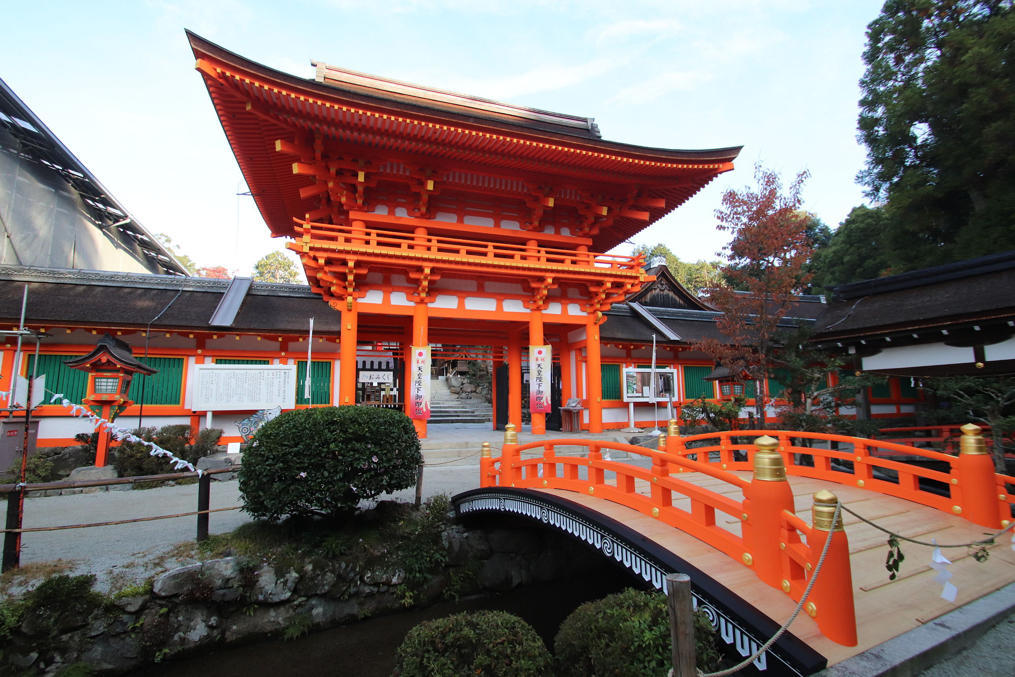 上賀茂神社の楼門