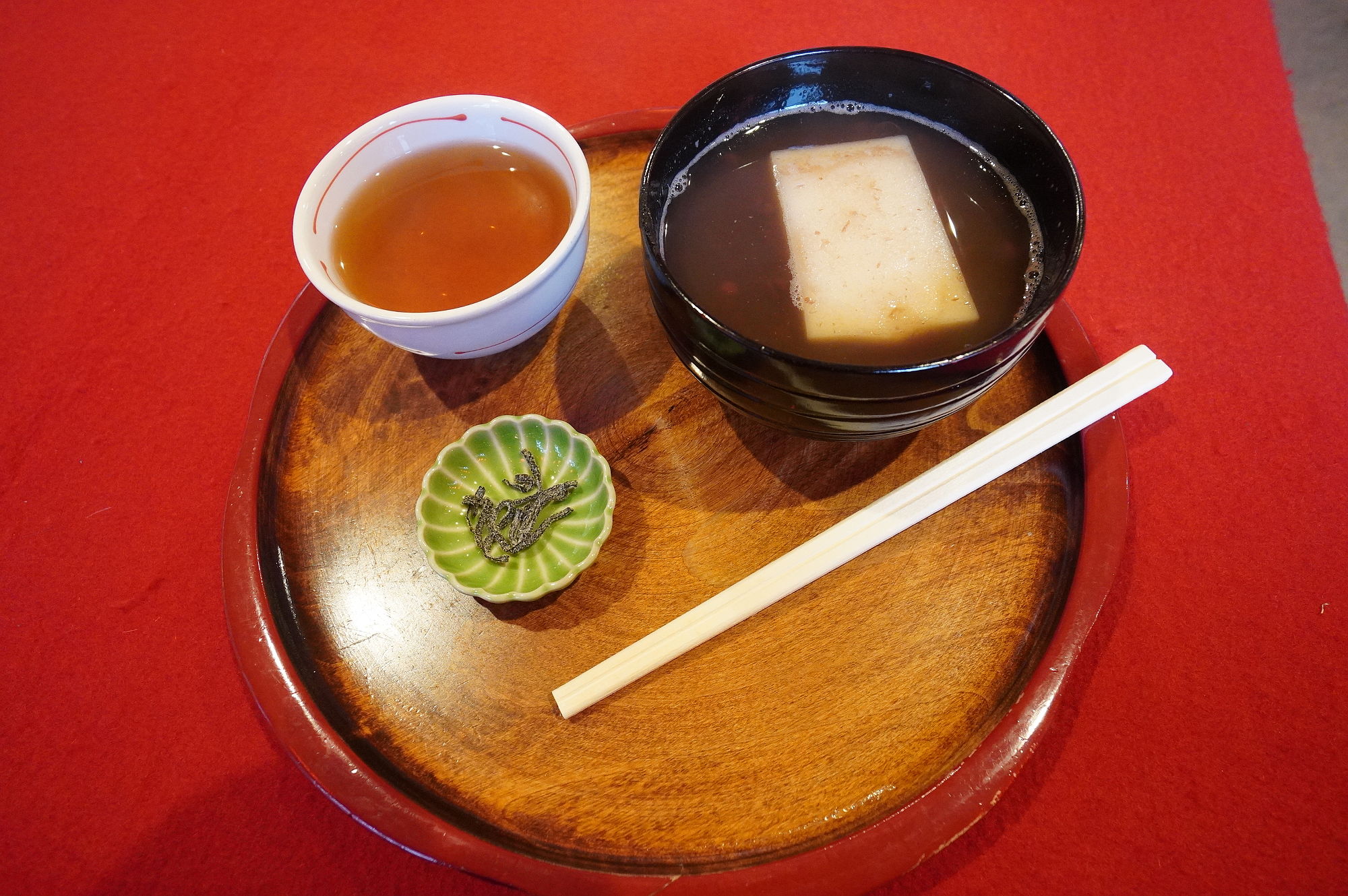 清水寺のお茶屋「おしるこ」