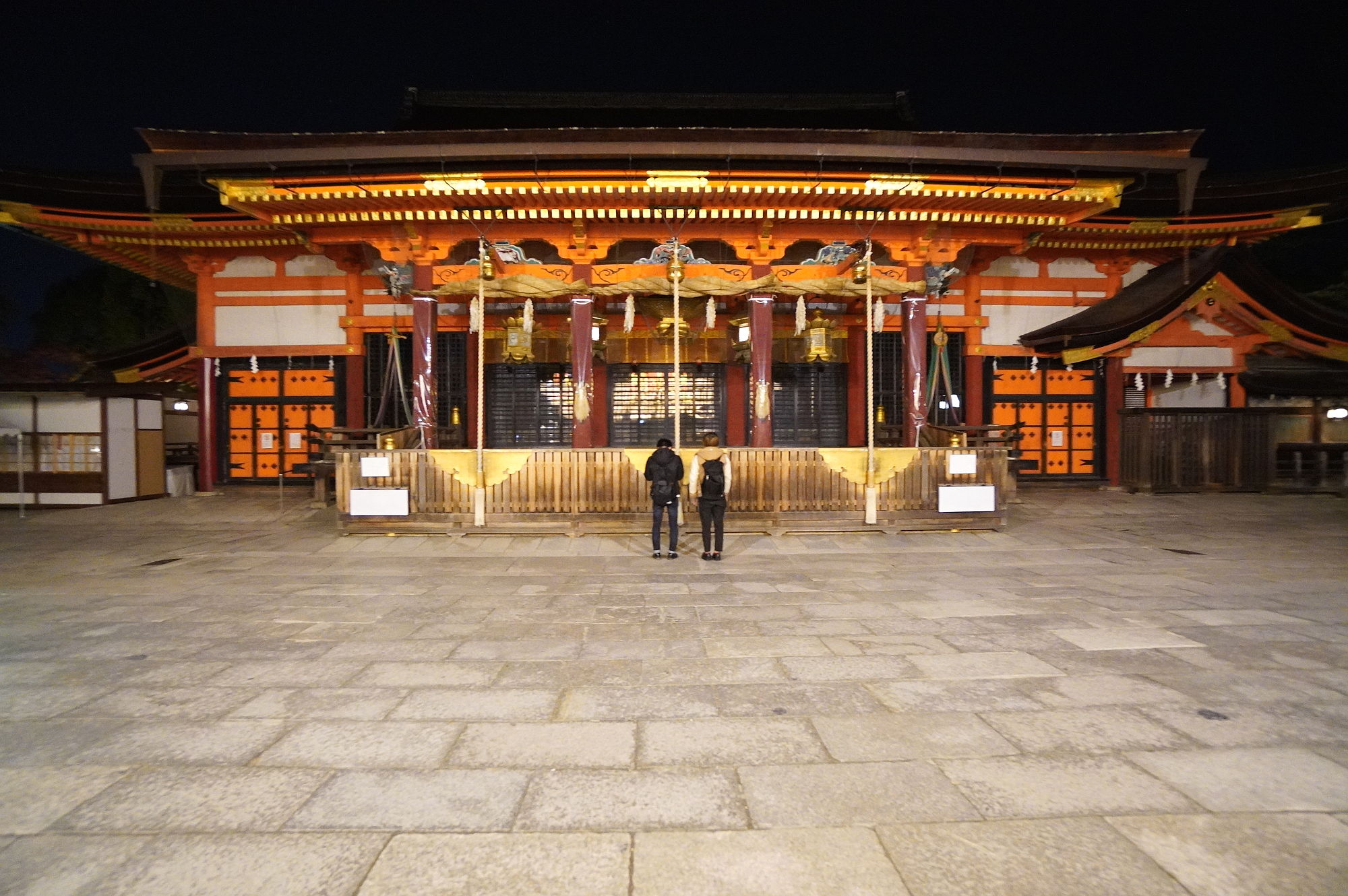 八坂神社の拝殿