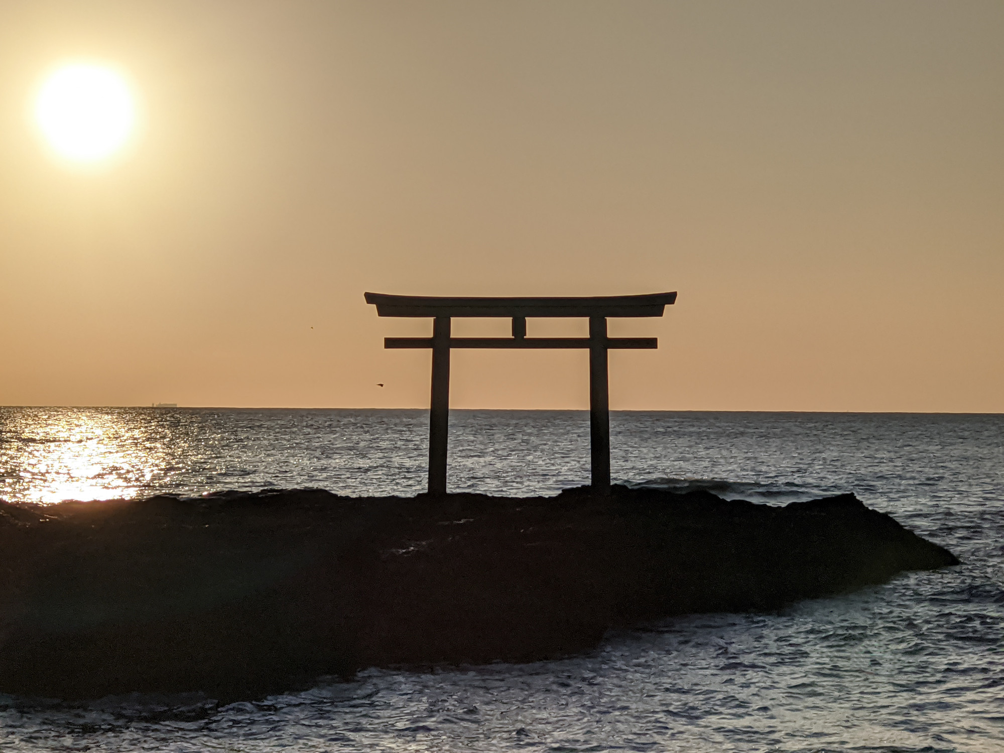 大洗磯前神社「海上の鳥居」