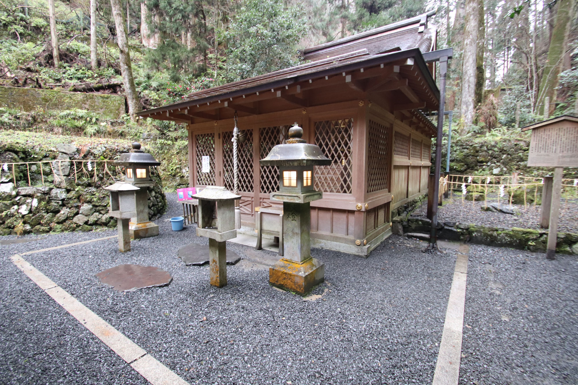 貴船神社「奥宮」