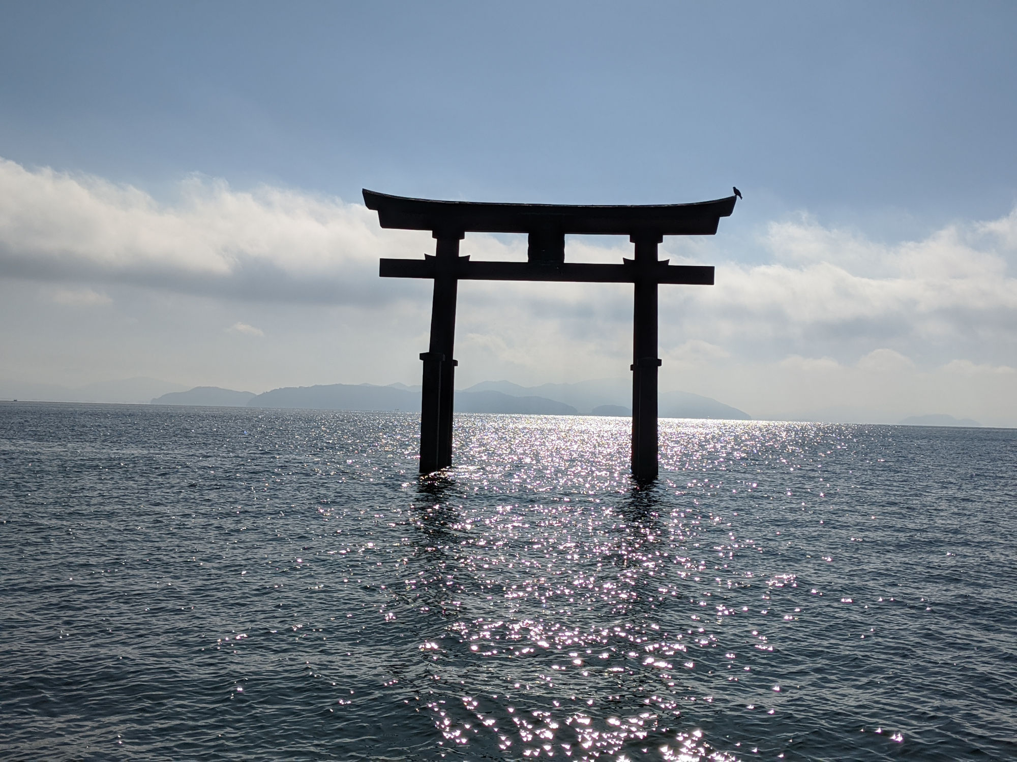 白髭神社の琵琶湖湖面の鳥居