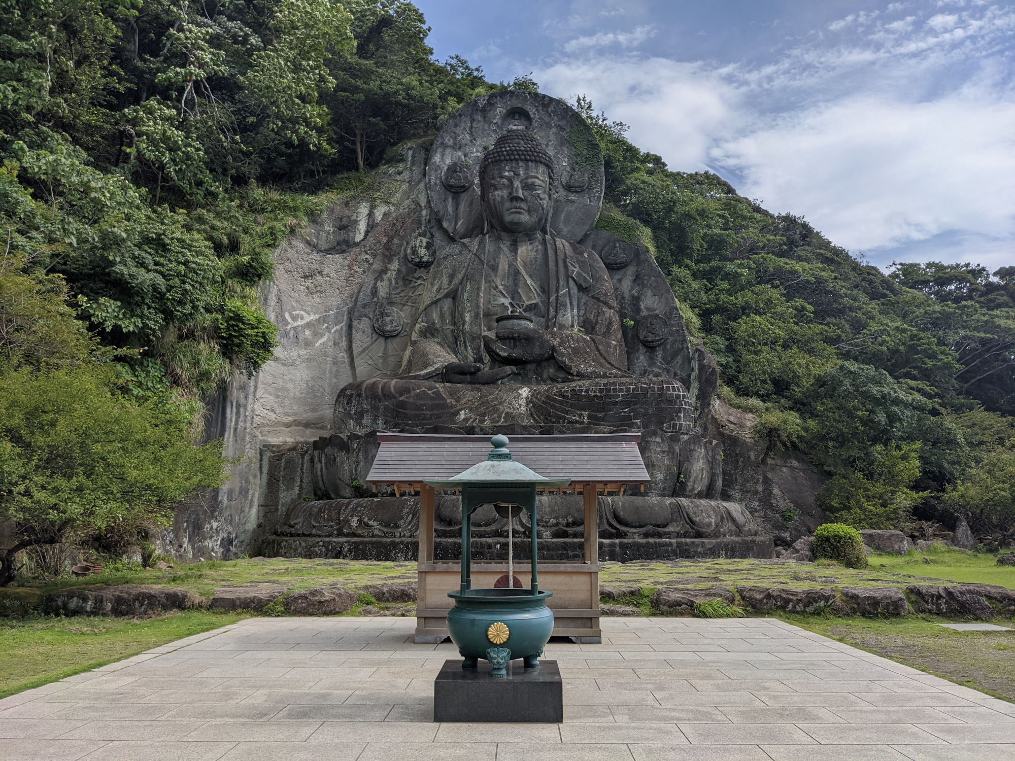 日本寺の巨大大仏