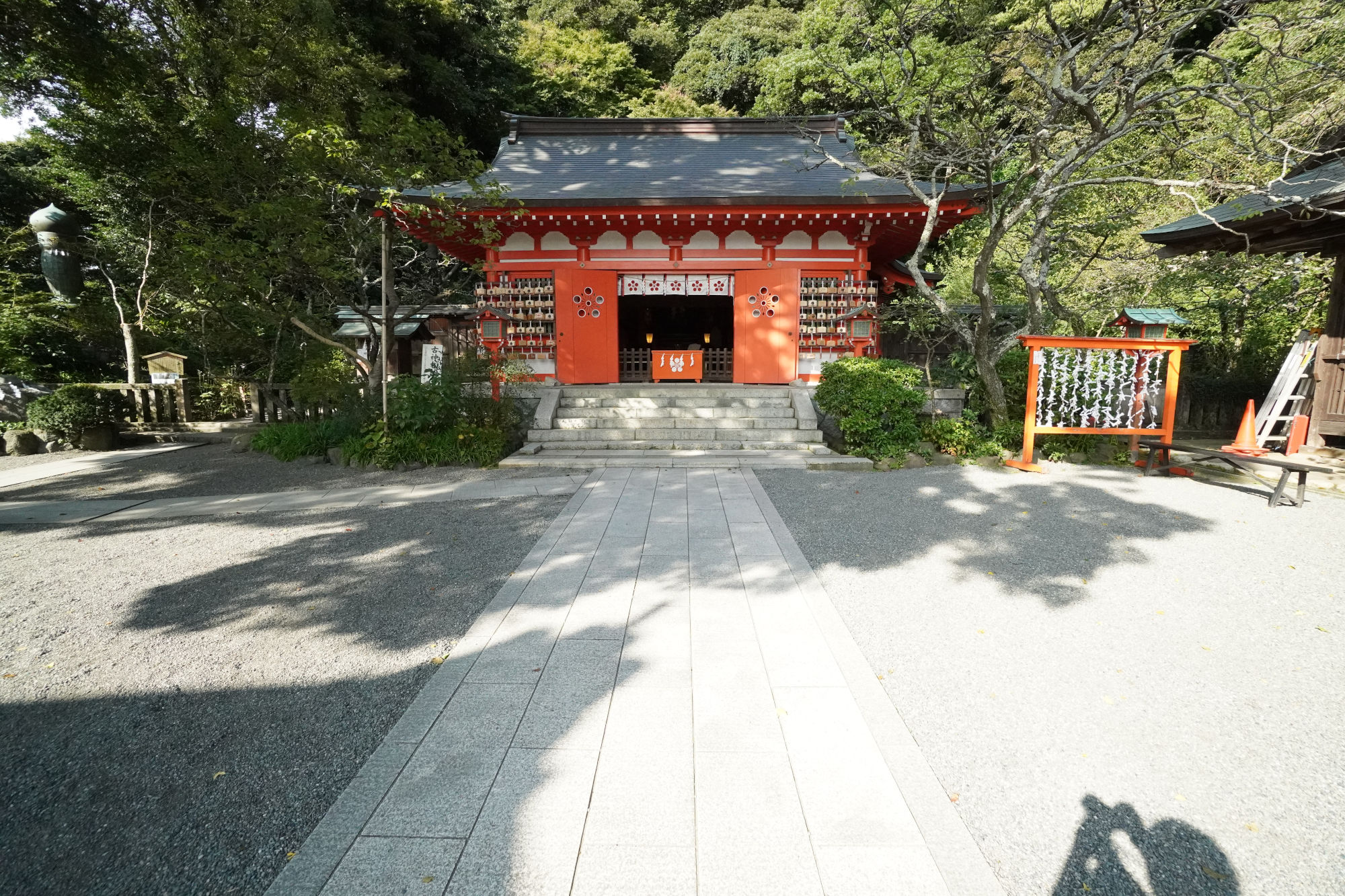 荏柄天神社の拝殿